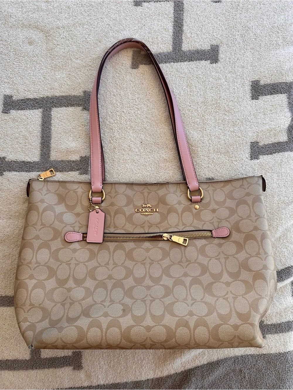 Coach Beige Signature Tote with Pink Leather Handles 2019 Coach gallery tote